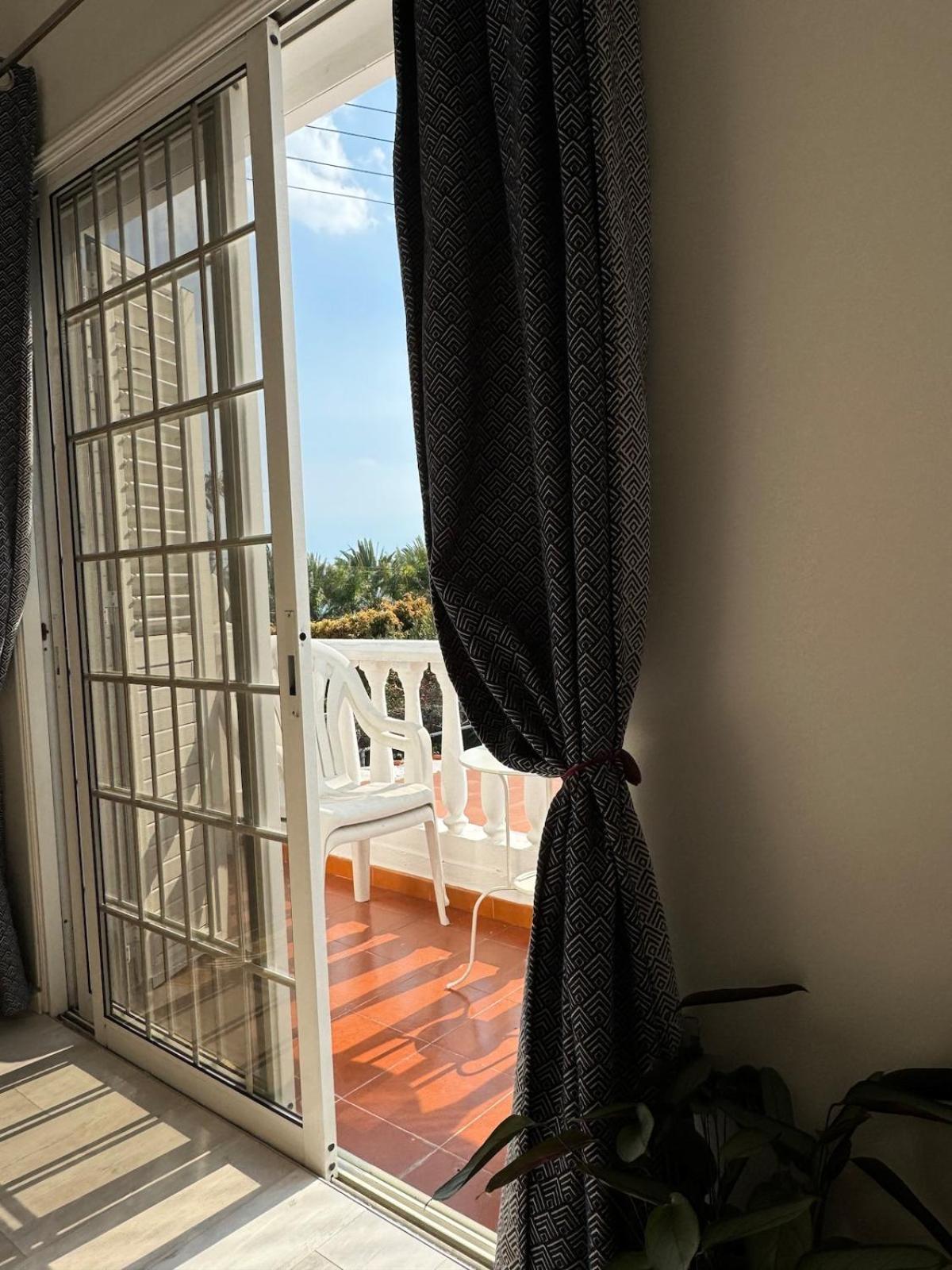 Seaside Serenity Villa Larnaca Bagian luar foto