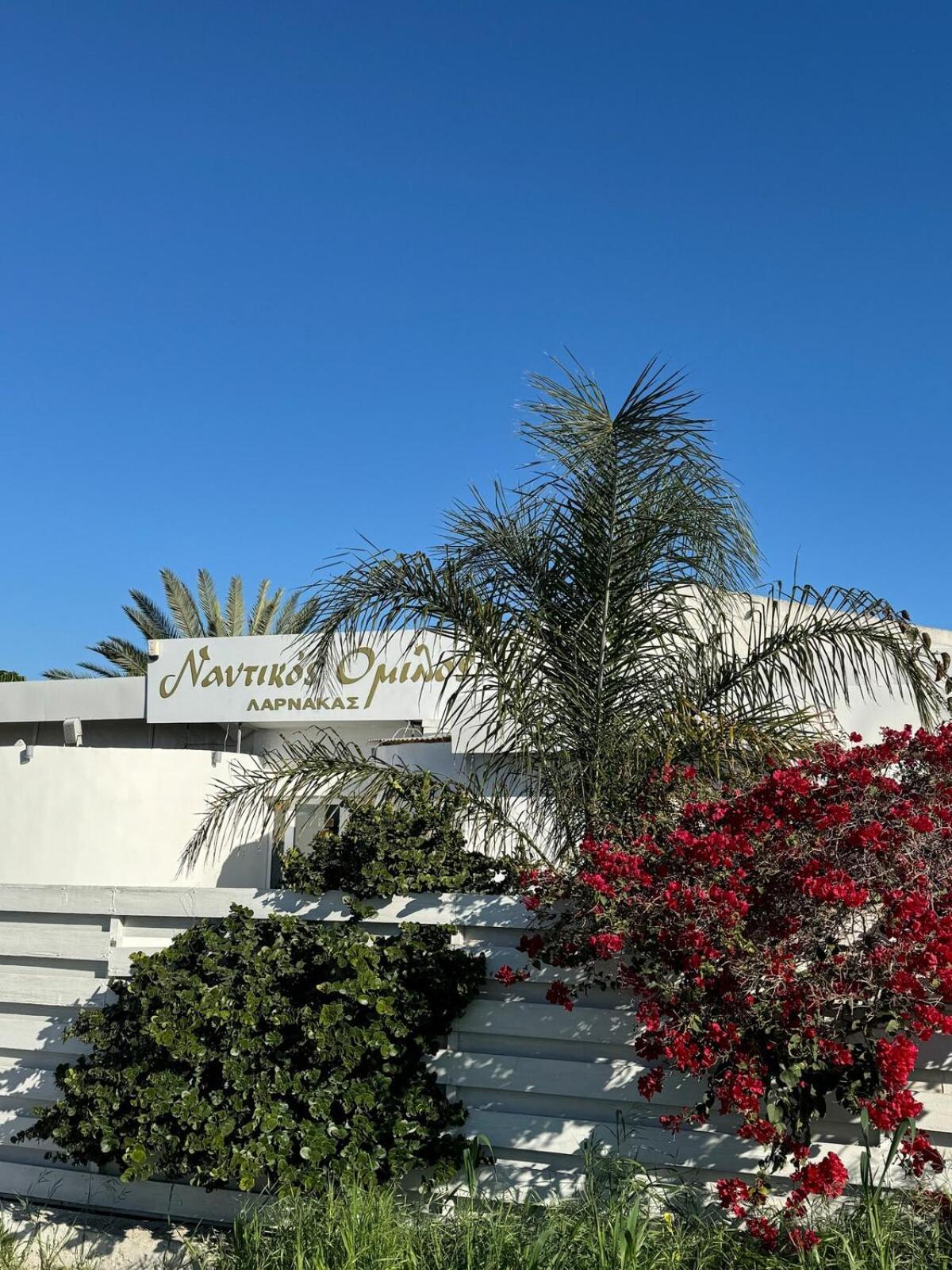 Seaside Serenity Villa Larnaca Bagian luar foto